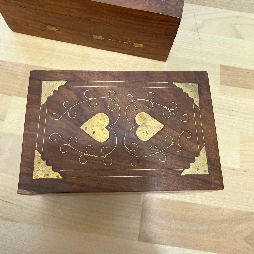 N/A vintage wooden